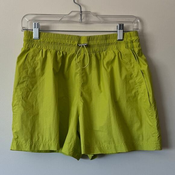 Greyson Women's Wind Ultra-Light High Waisted Short in Neon Green Size Small - Picture 1 of 6